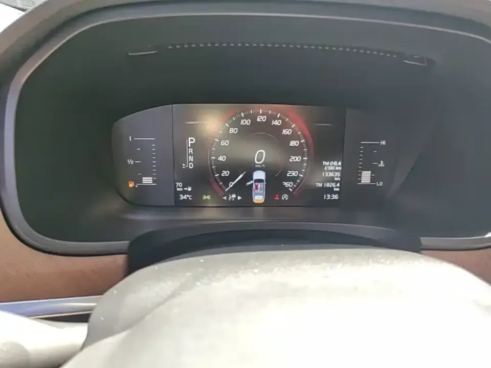 Volvo S90