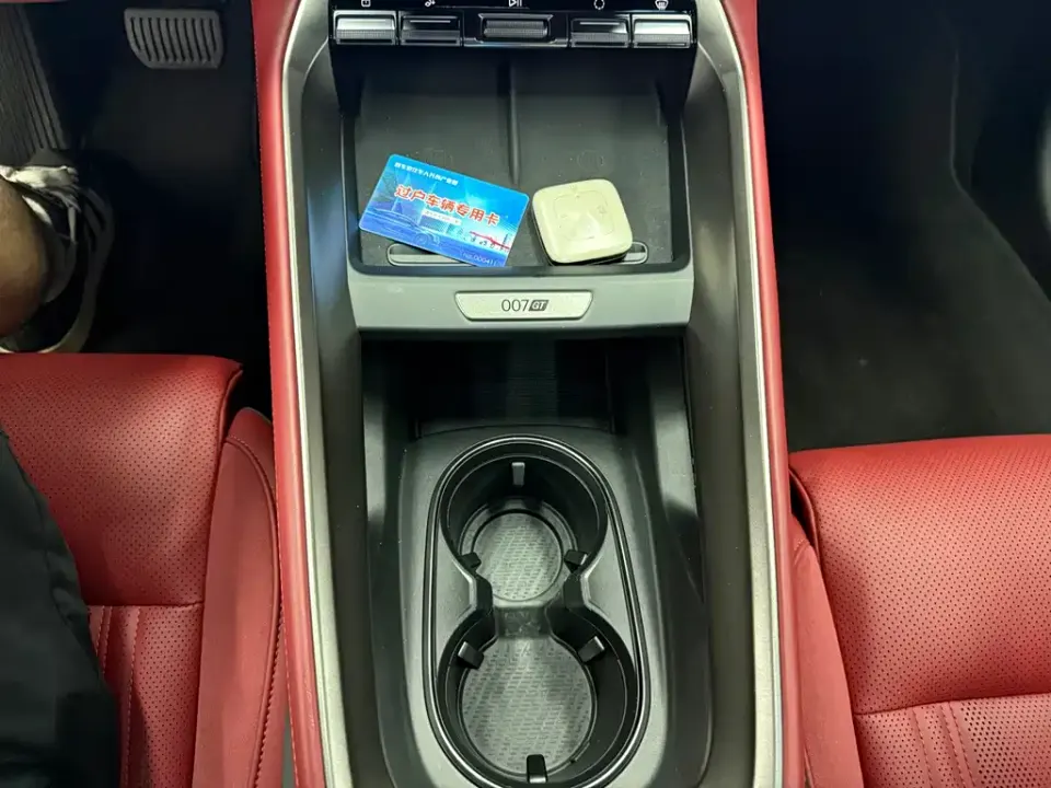Zeekr 007GT