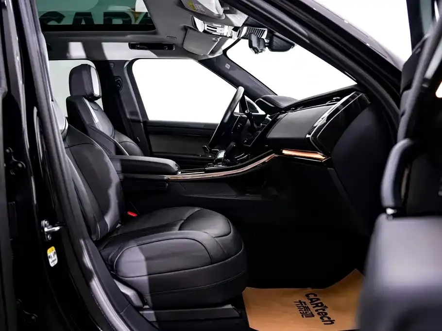 Land Rover Sport
