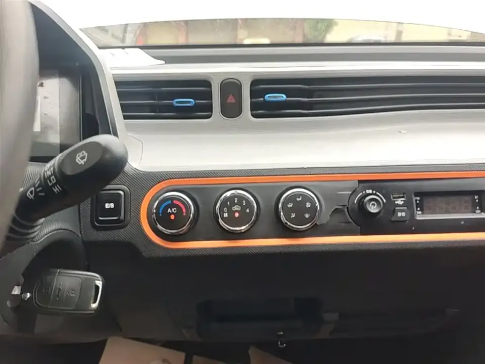 Wuling MINIEV