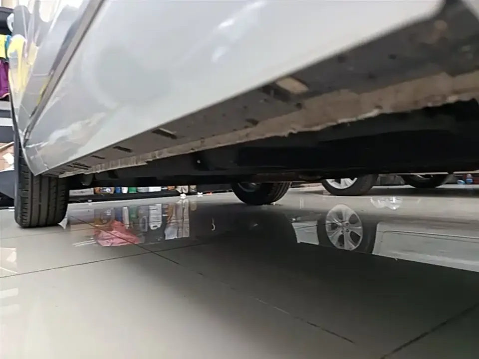 Hongqi Hongqi HS3