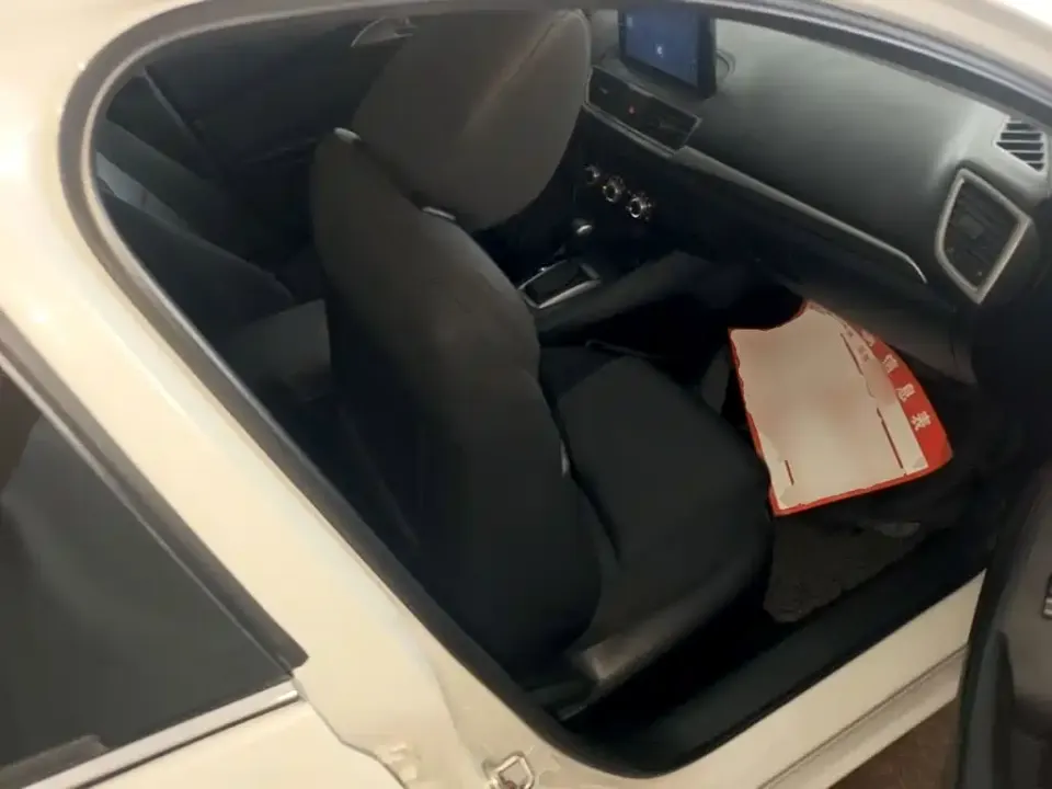 Mazda 3 Axela