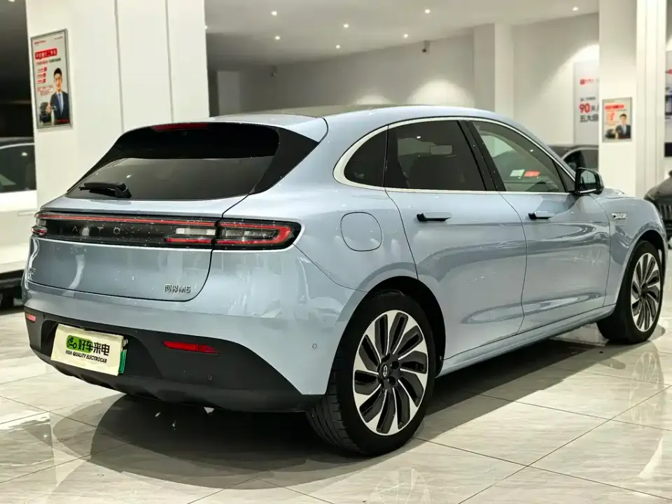 AITO AITO M5