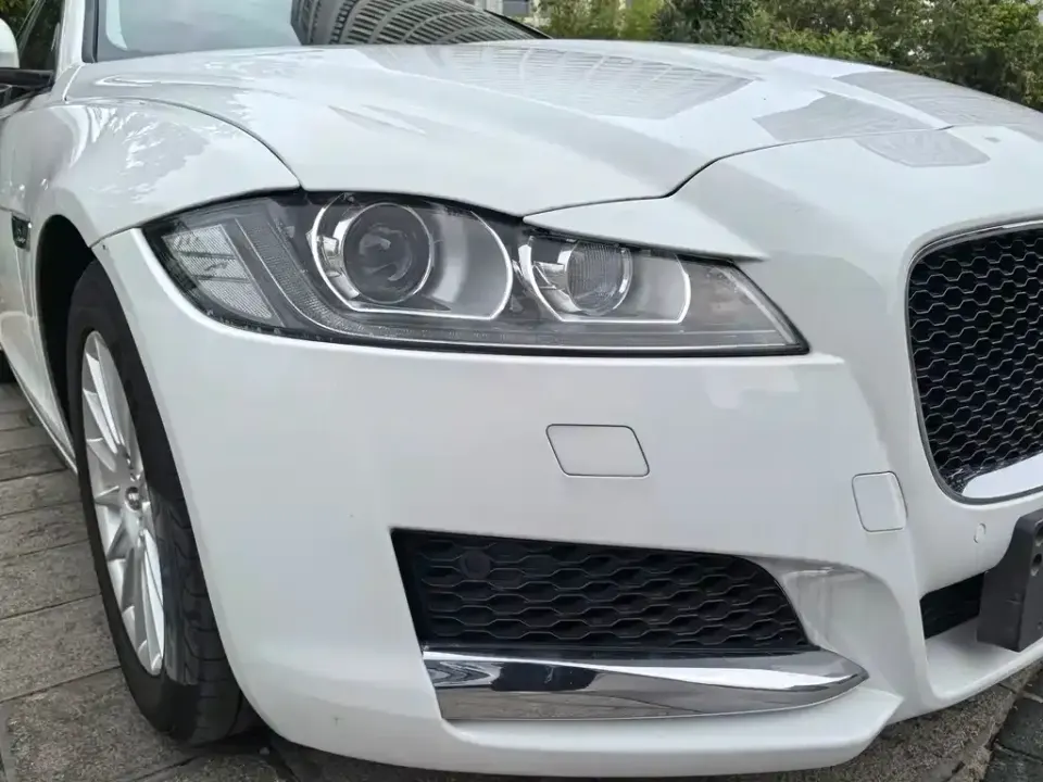 Jaguar XFL