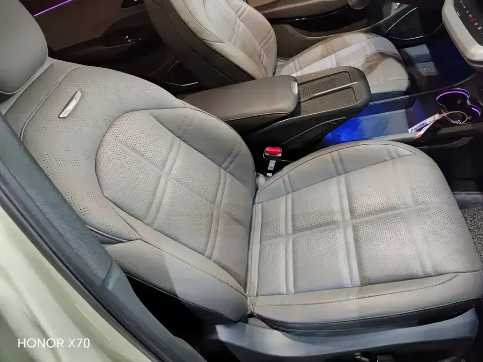 Hongqi Hongqi EH7