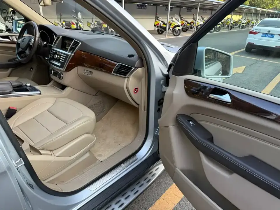 Mercedes-Benz M-Class