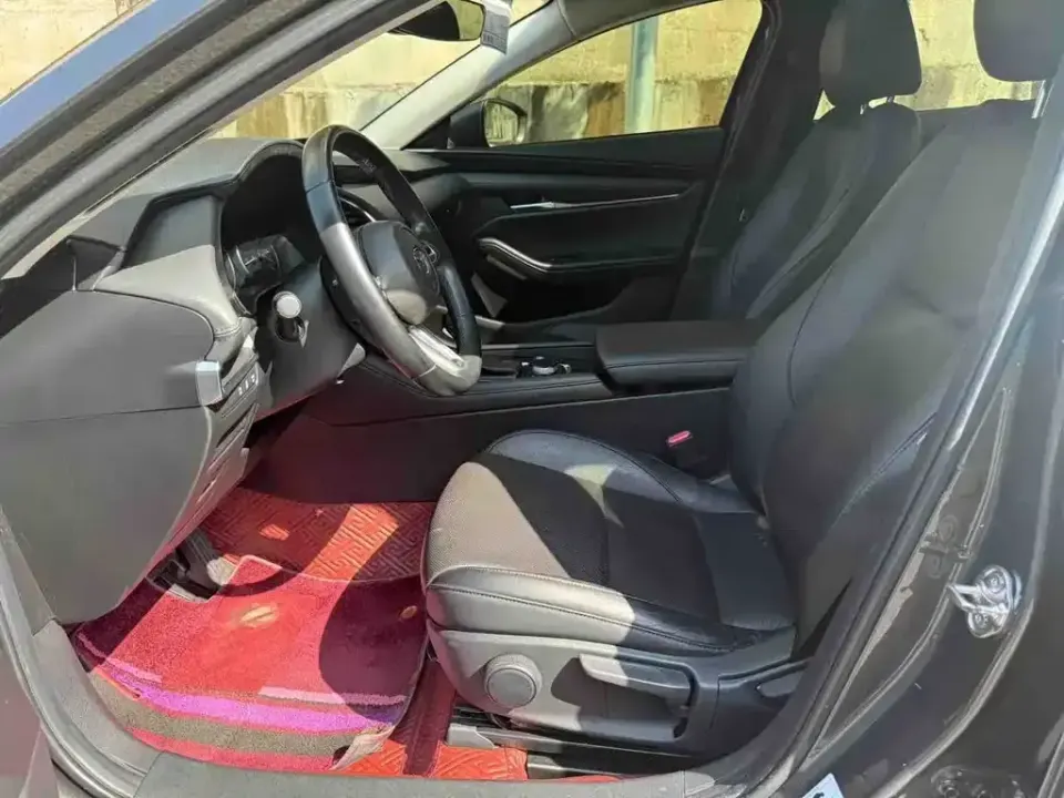 Mazda 3 Axela