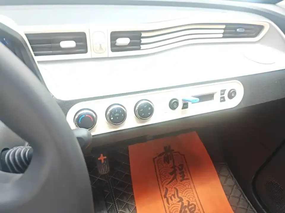 Wuling MINIEV