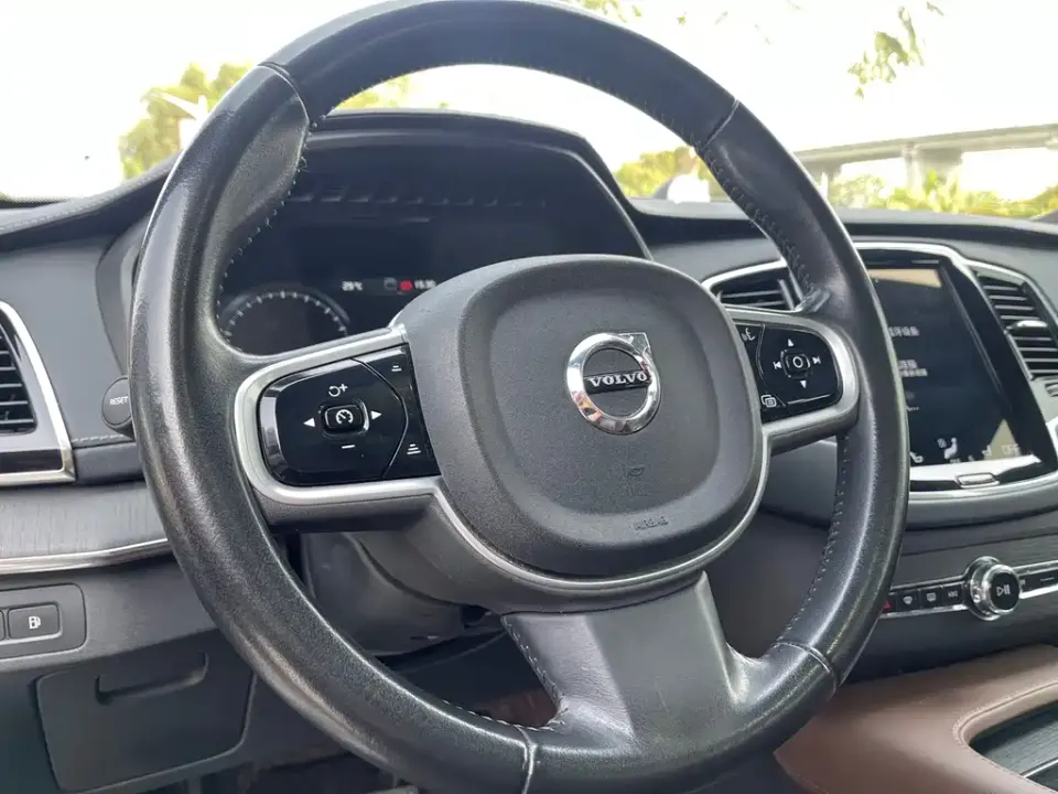 Volvo XC90 PHEV