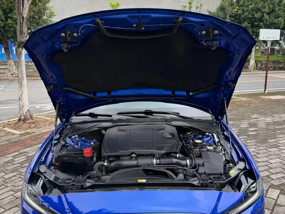 Jaguar XEL