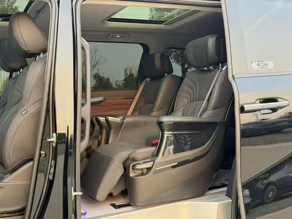 GAC Trumpchi M8