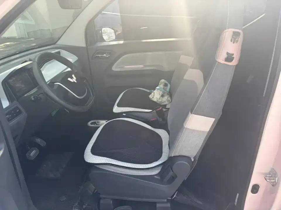 Wuling MINIEV
