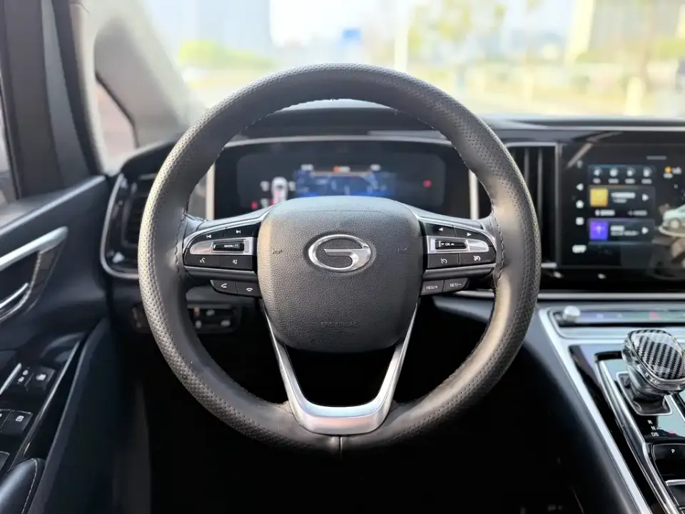 GAC Trumpchi M8