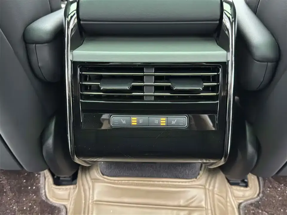 Land Rover Sport