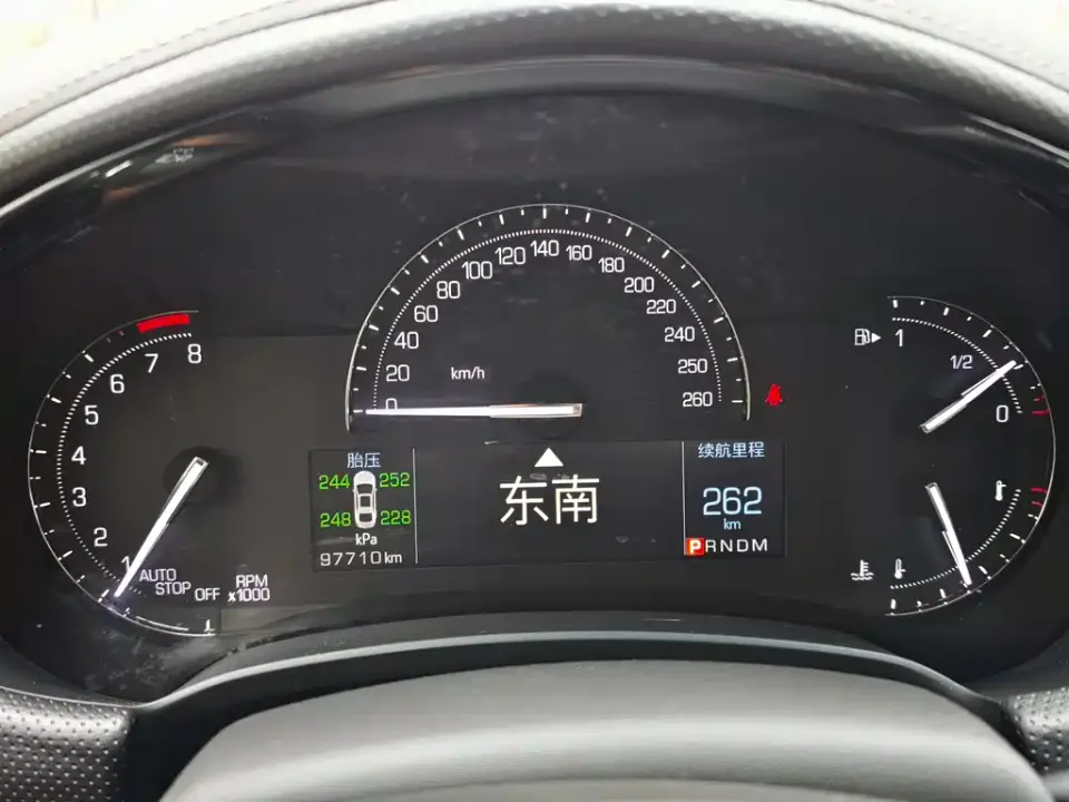Cadillac XTS
