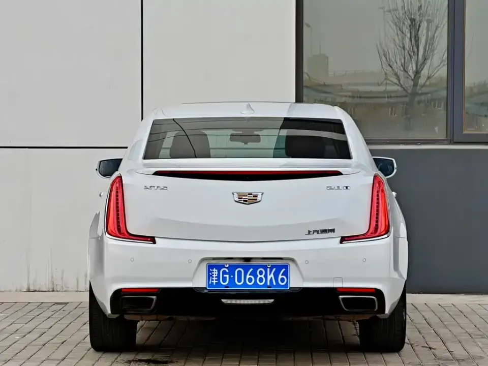 Cadillac XTS