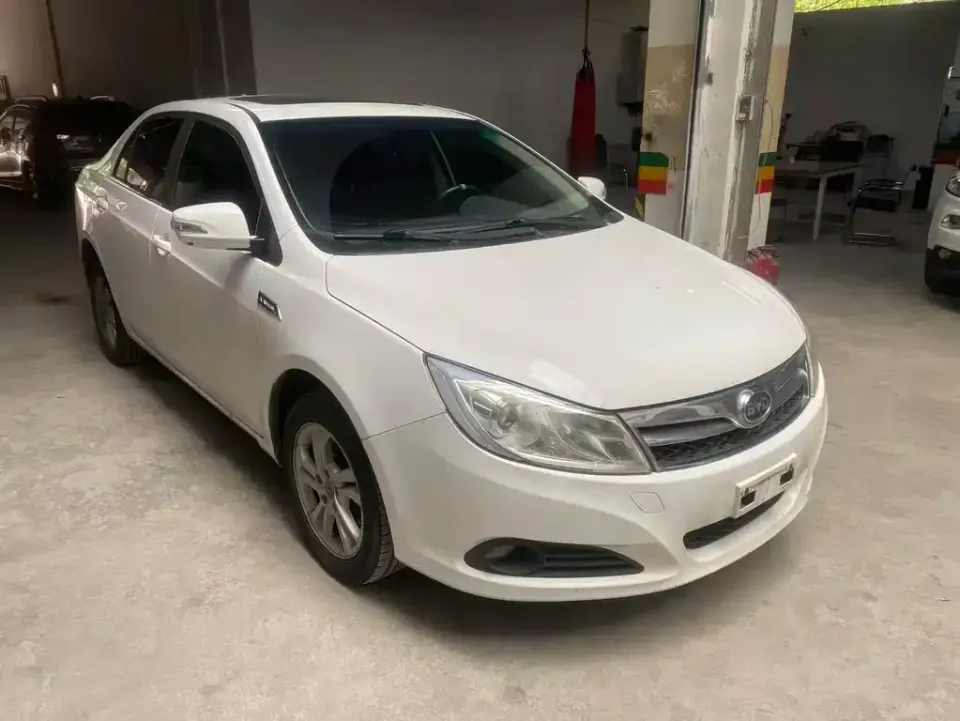 BYD Surui