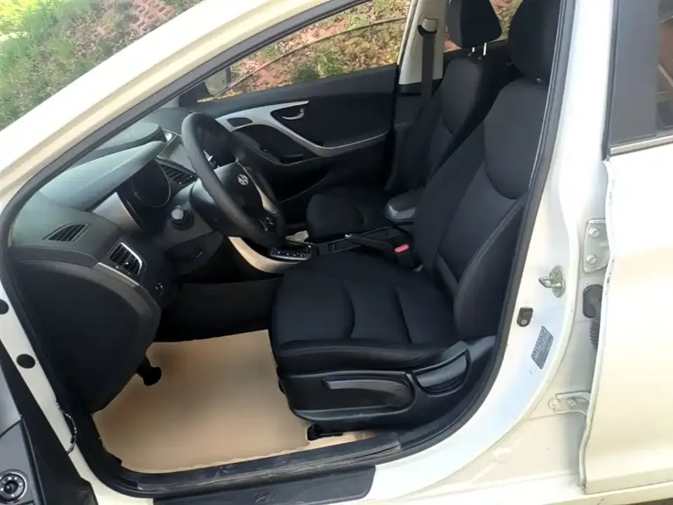 Hyundai Elantra Langdong
