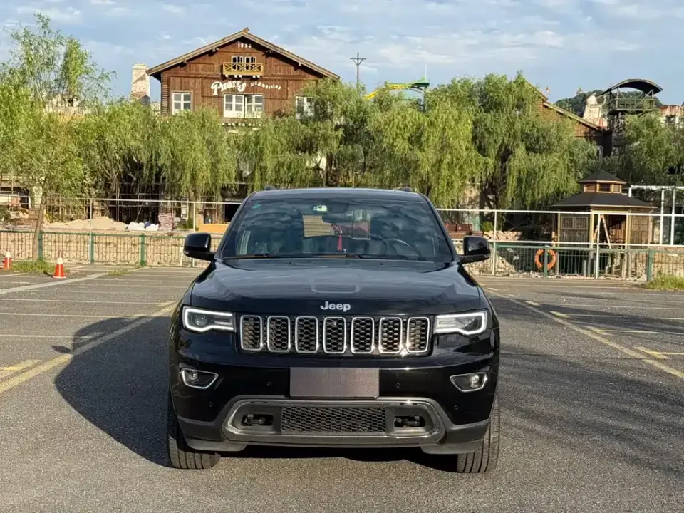 Jeep Grand Cherokee (Import)
