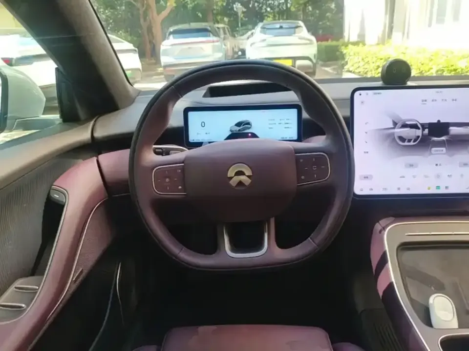 Nio ET5T