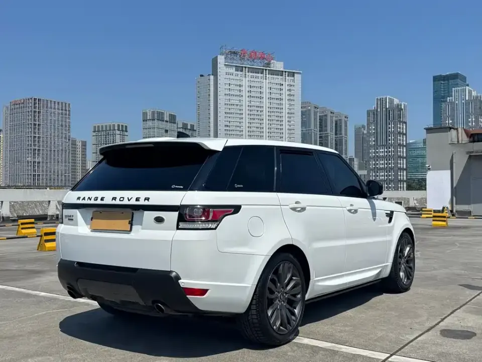 Land Rover Sport