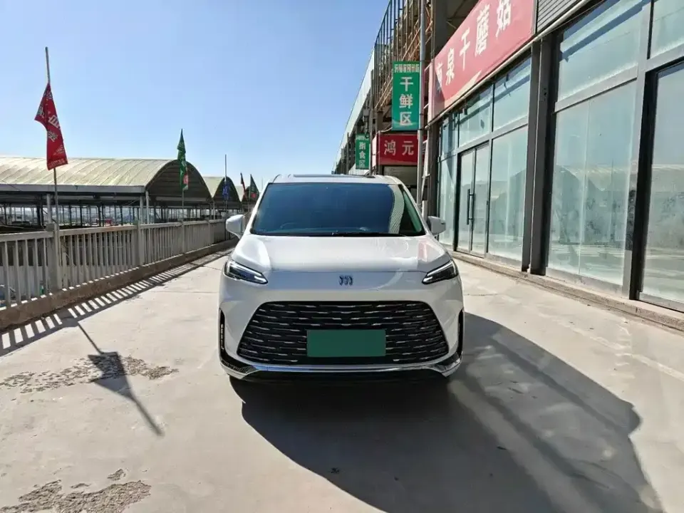 Buick GL8 Hybrid