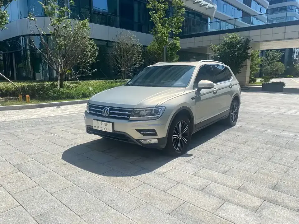 Volkswagen Tiguan L