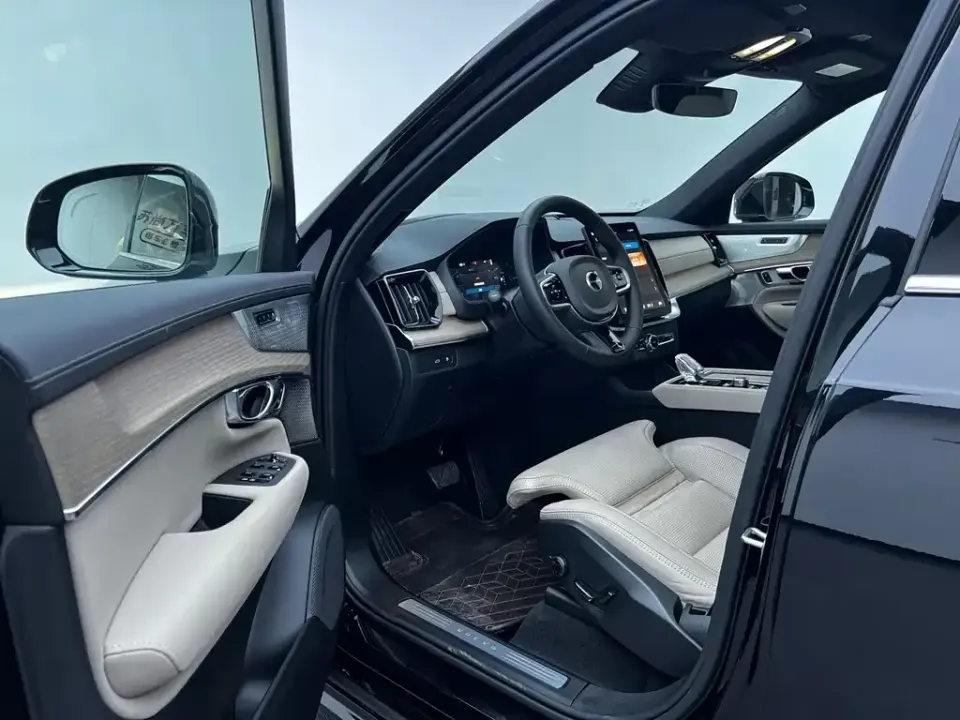 Volvo XC90 PHEV