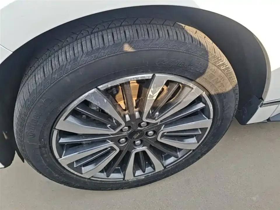 Ford Edge