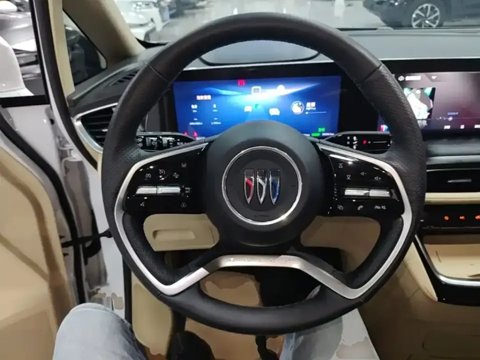 Buick GL8 Hybrid
