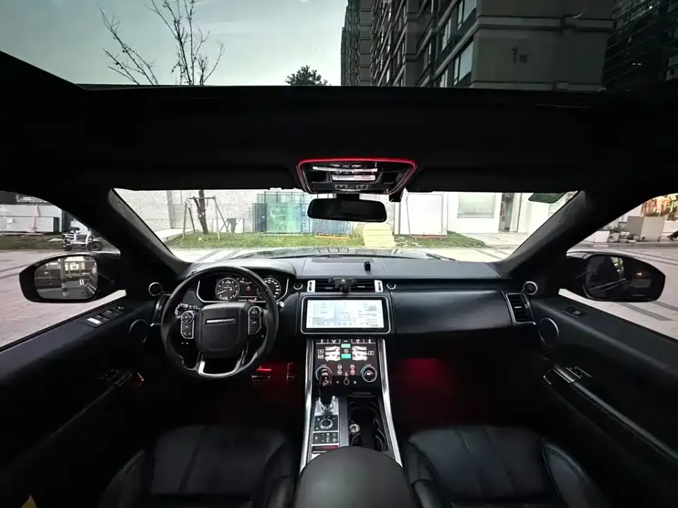 Land Rover Sport