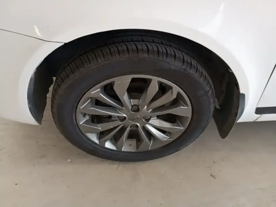Geely Vision