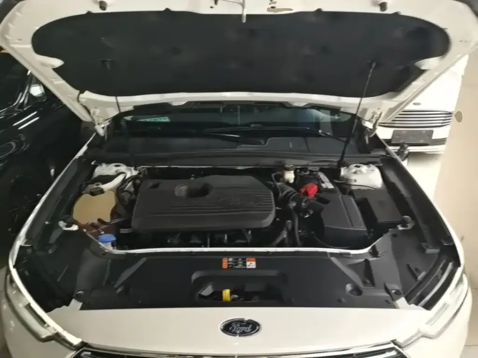 Ford Taurus