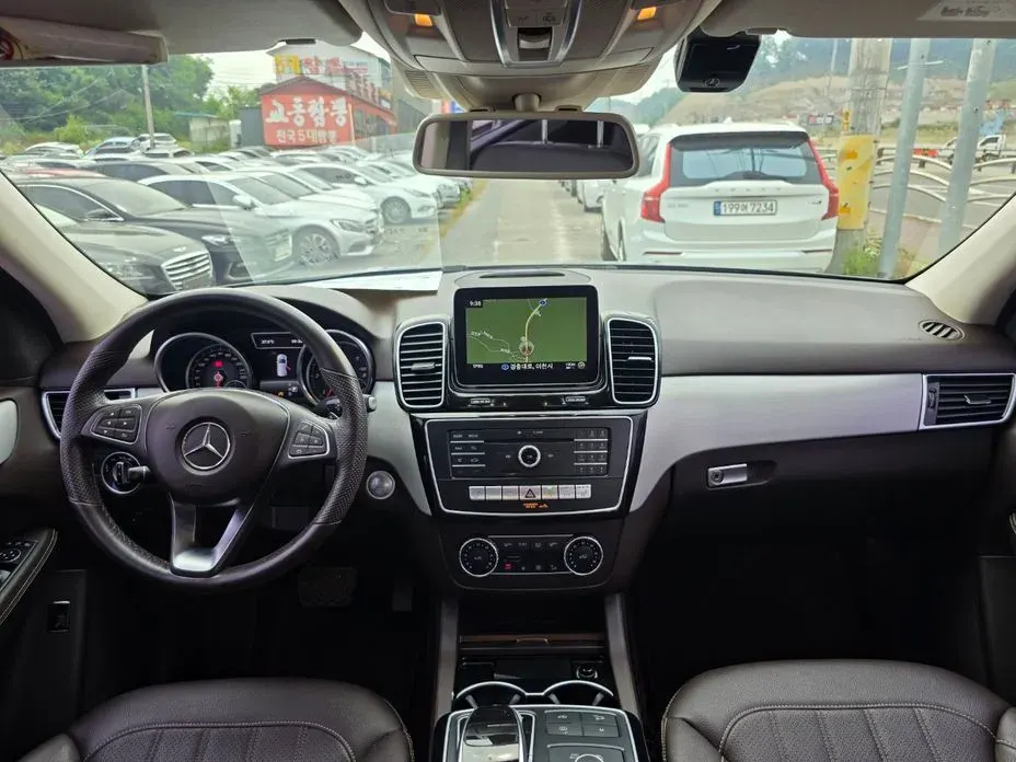 Mercedes-Benz GLE-Class