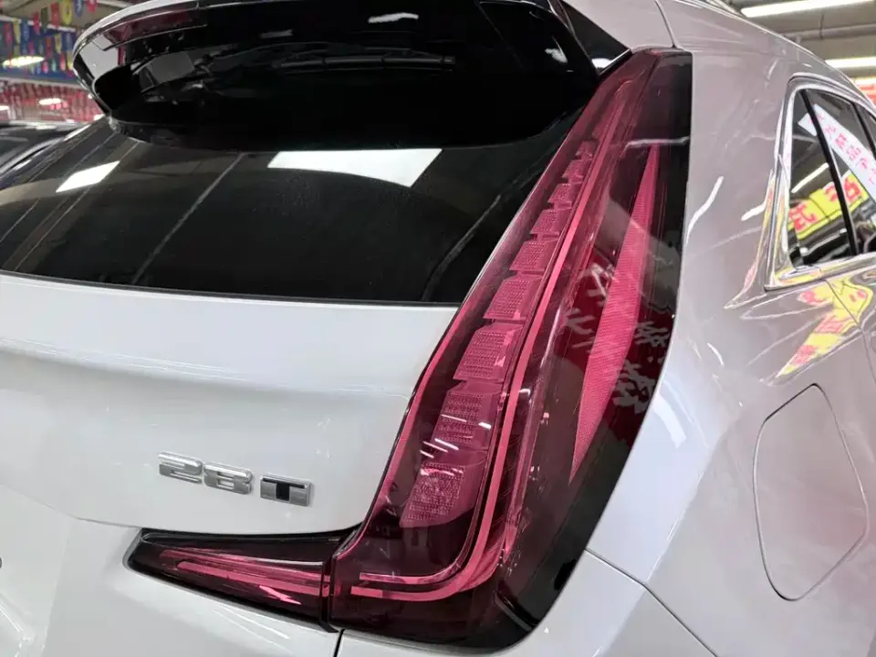 Cadillac XT4