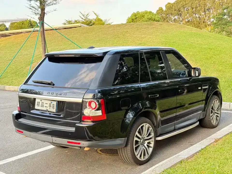 Land Rover Sport