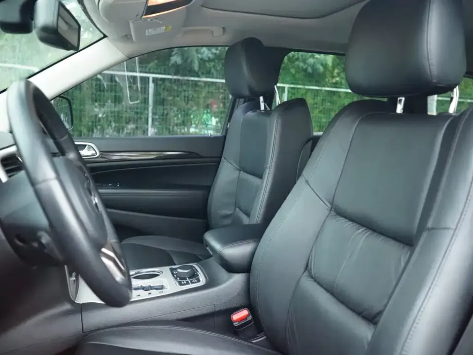 Jeep Grand Cherokee (Import)