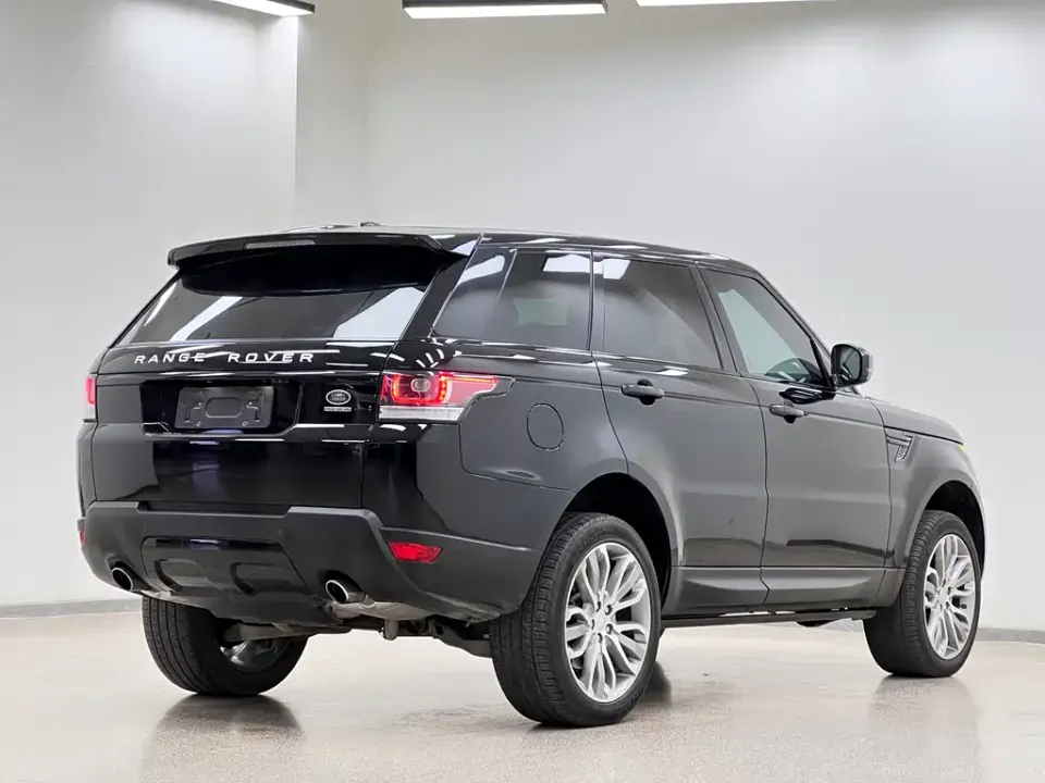 Land Rover Sport