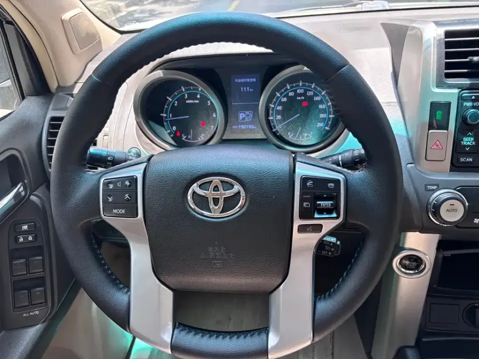 Toyota Prado