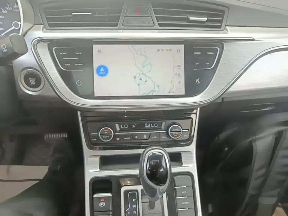 Geely Emgrand GS
