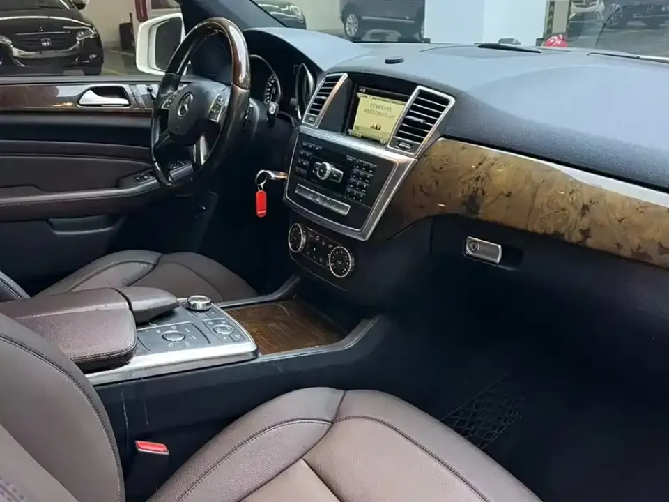 Mercedes-Benz M-Class