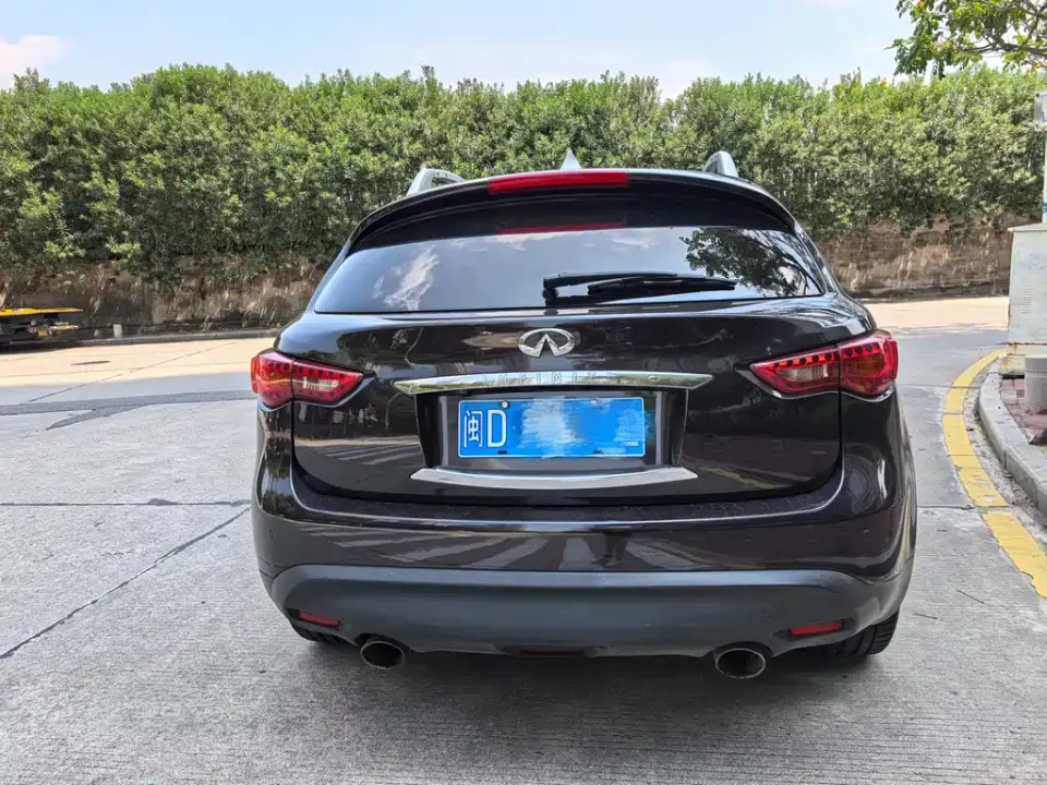 Infiniti FX