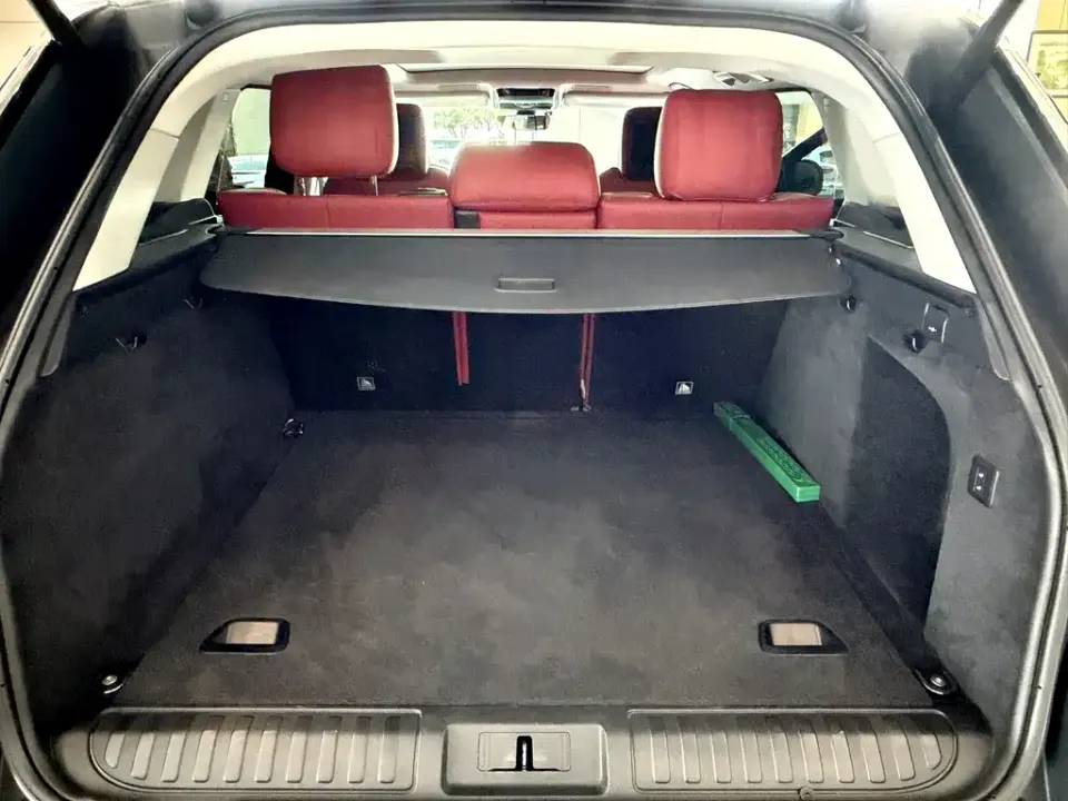 Land Rover Sport