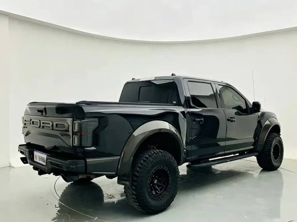 Ford F-150 Raptor