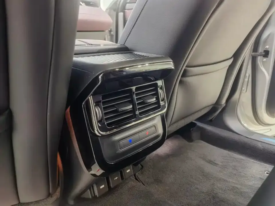 Land Rover Evoque PHEV