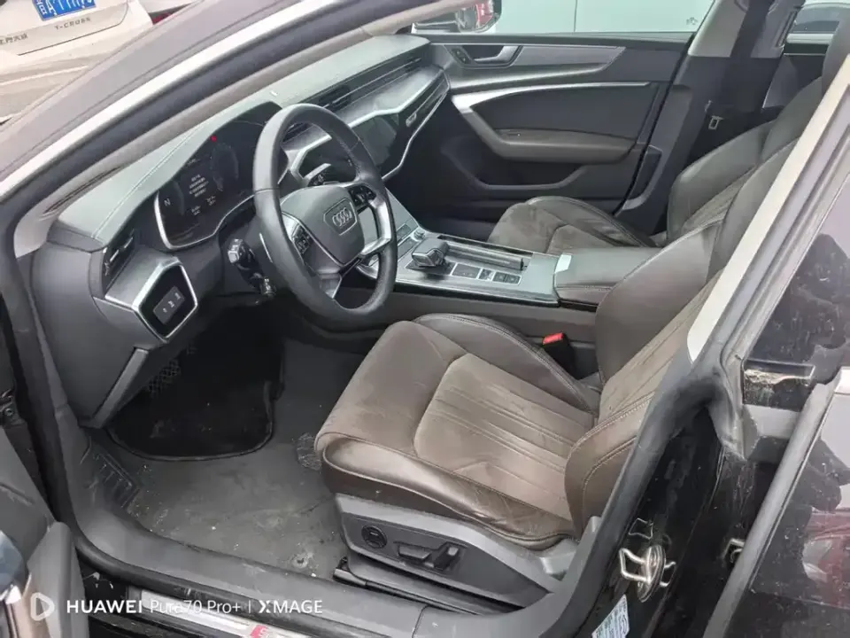 Audi A7L