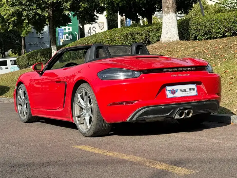 Porsche 718