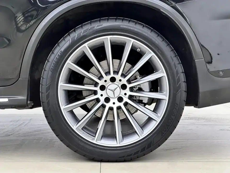 Mercedes-Benz GLC AMG
