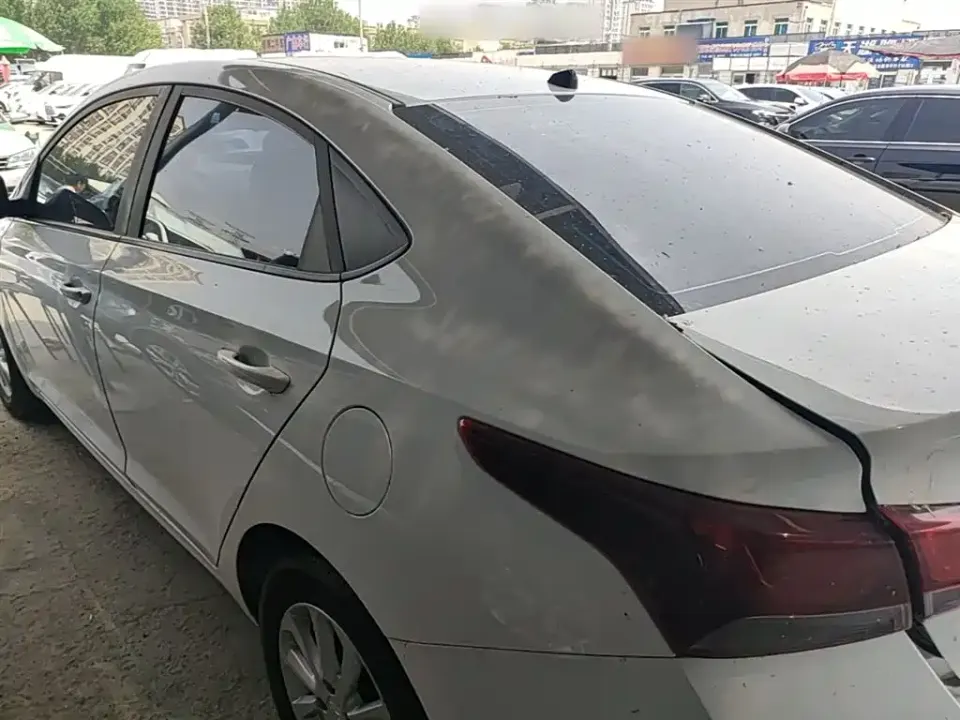 Hyundai Verna