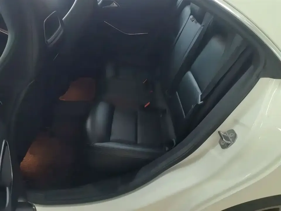 Mercedes-Benz CLA (Import)